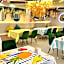 Dragon River Avenue Hotel
