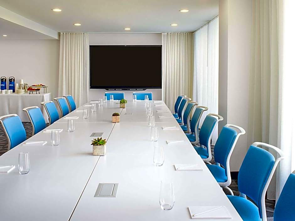 Mondrian Los Angeles