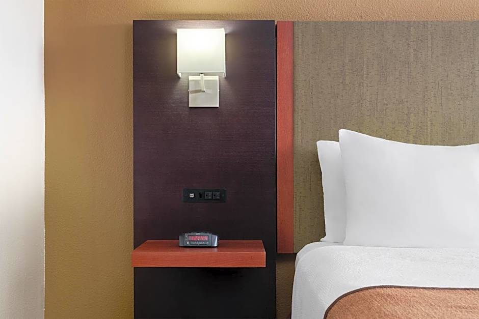 Best Western Discovery Inn