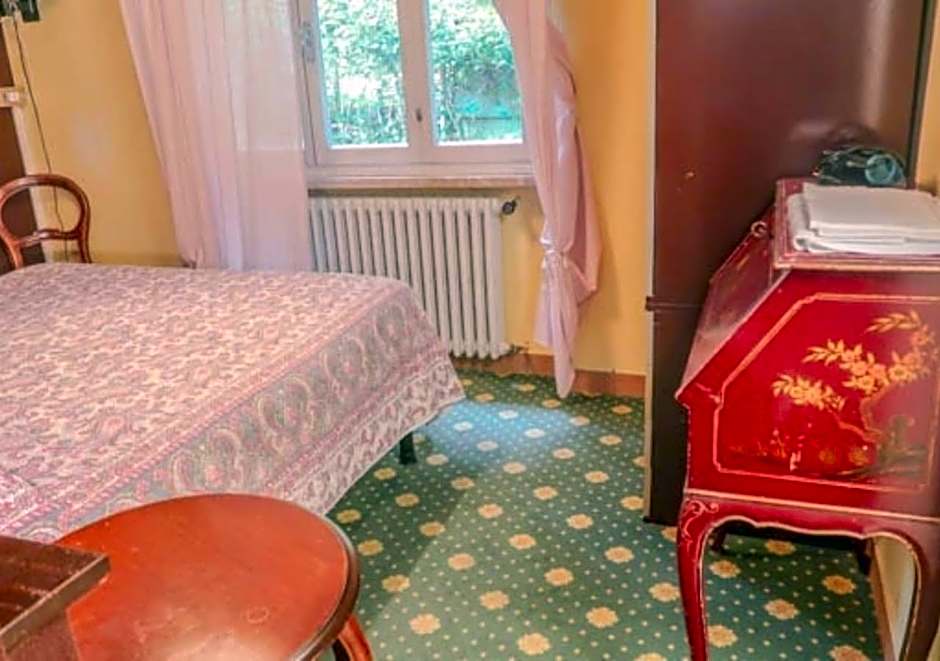 Bridge Hotel