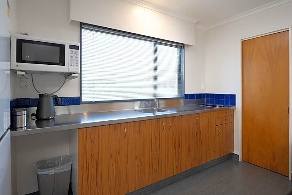 Grove Park Motor Lodge