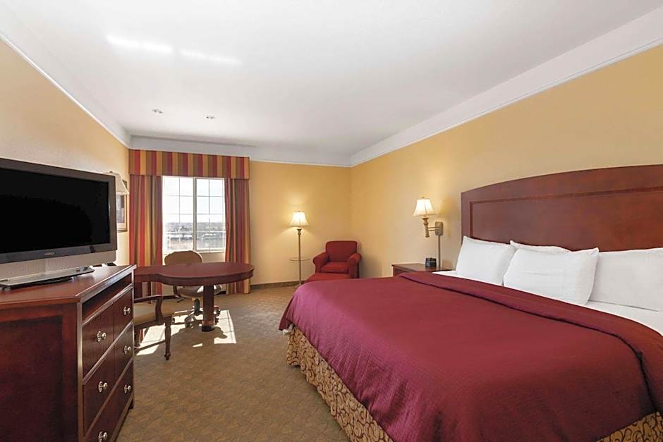 La Quinta Inn & Suites by Wyndham Dodge City