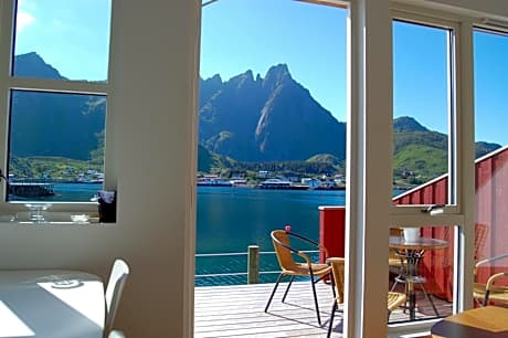 Large Three-Bedroom Cottage