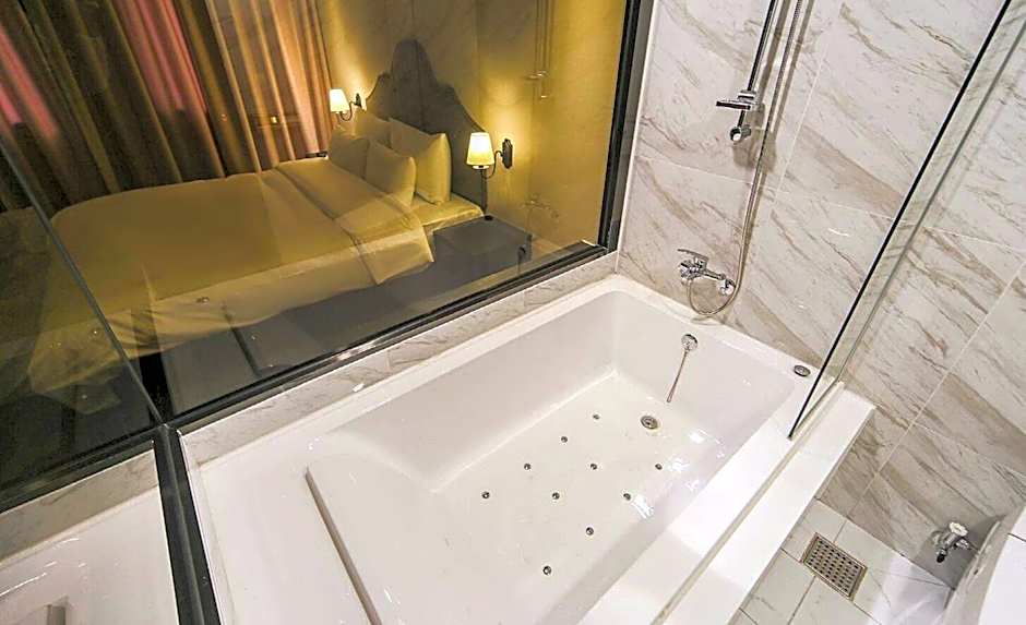 FrenchCode Hotel