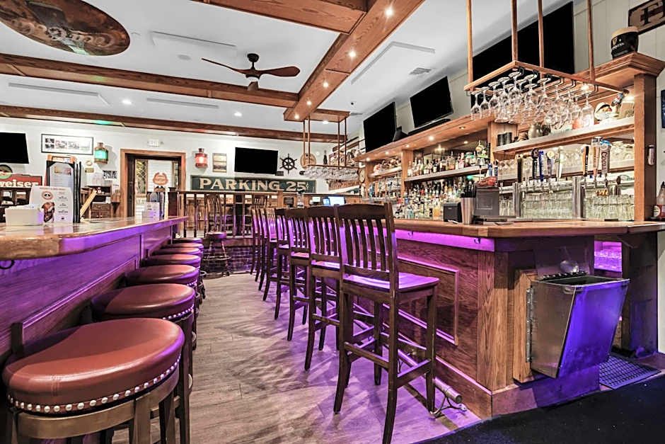 Lamies Inn & The Old Salt Tavern