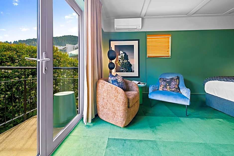 The Central Hotel Queenstown, A Naumi Chapter