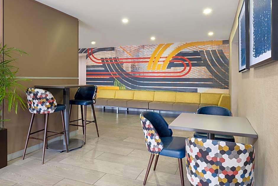 Wyndham Indianapolis Airport