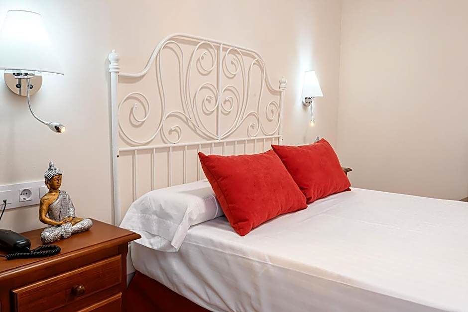 Hotel H28 Camas