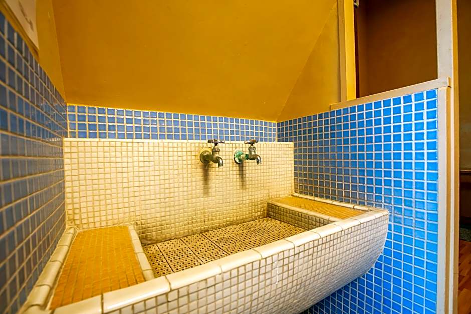 Yudanaka Onsen Shimaya