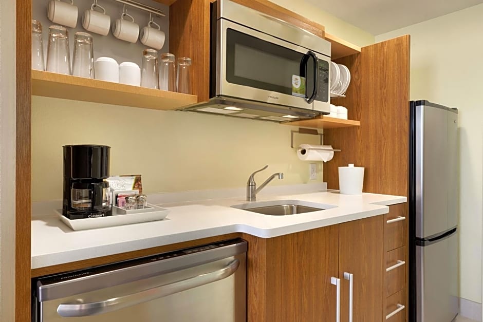 Home2 Suites by Hilton Roseville Minneapolis
