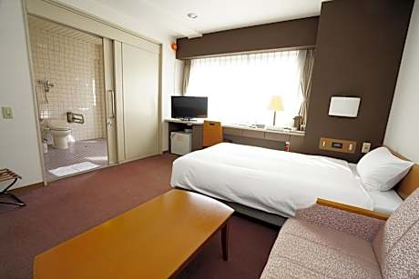 Universal Room - Non-Smoking