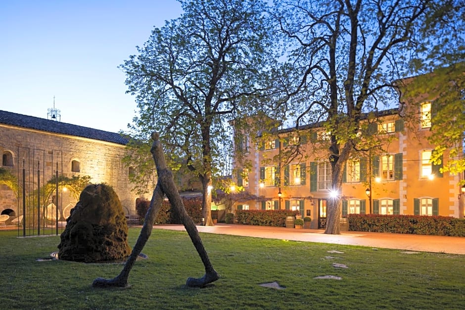 Hostellerie De L'abbaye De La Celle - Les Collectionneurs