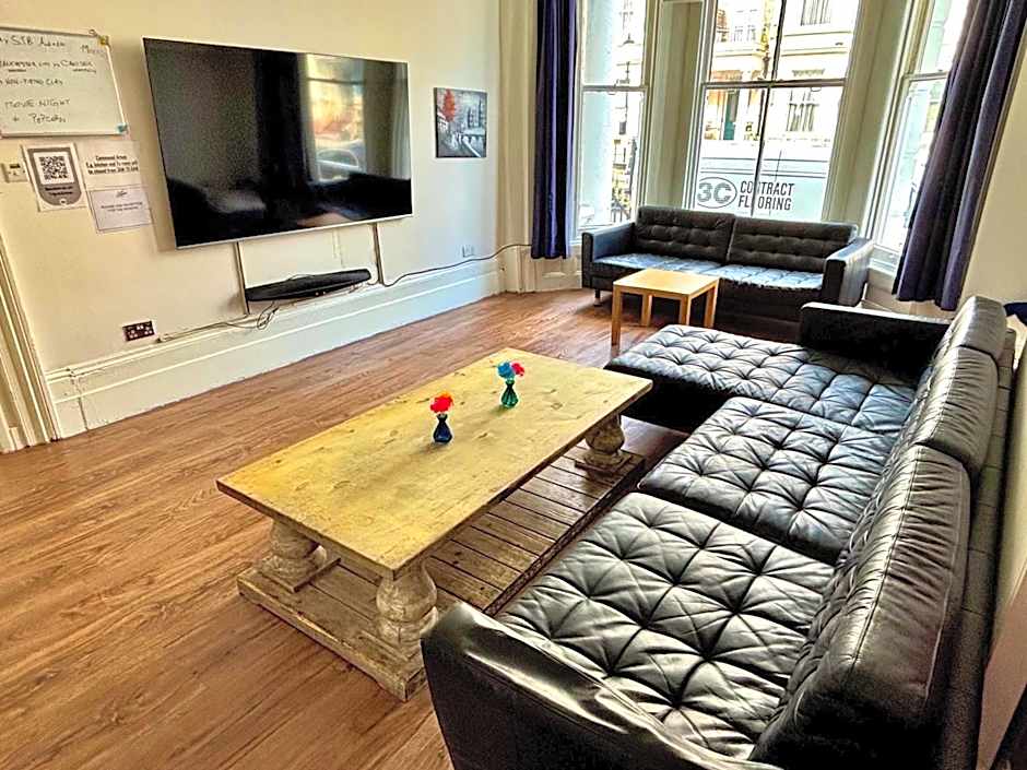 Saint James Backpackers