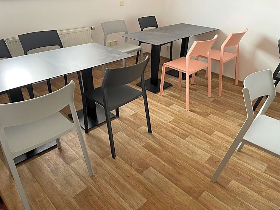 Hostel Little Quarter