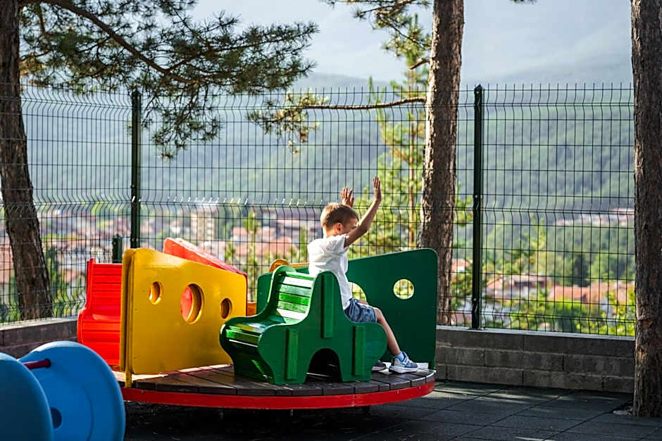 Maxi Park Hotel & Spa