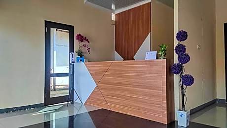 RedDoorz @ Merauke City Center