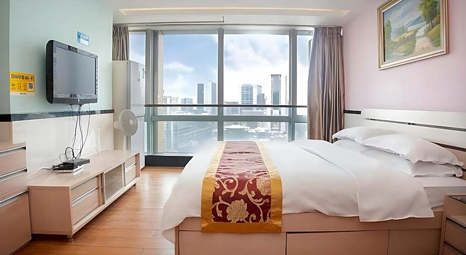 Sunny Apartment Of Grand Continental