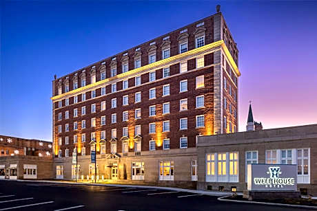 The Well House Hamilton, Tapestry Collection by Hilton