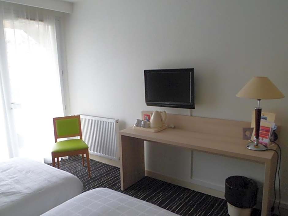 BRIT HOTEL Confort Le Limouzi TULLE