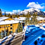 Banff Park Lodge