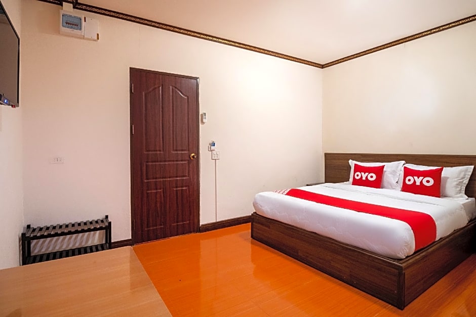 OYO 836 PK Residence