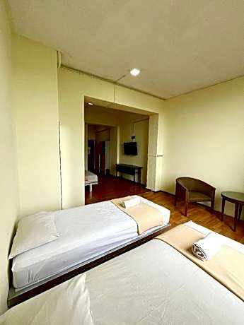 Quad Room - 4 Person