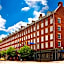 The Alexandrian Old Town Alexandria, Autograph Collection