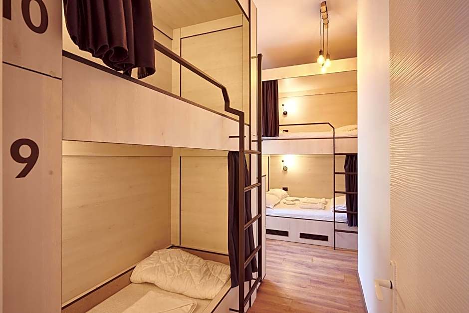 SECRET boutique Hostel