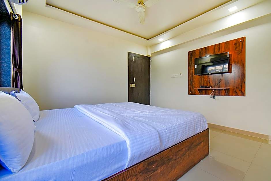 FabHotel White House - Nr. Sinhagad Speciality Hospital