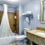 Quality Inn & Suites Greenville - Haywood Mall