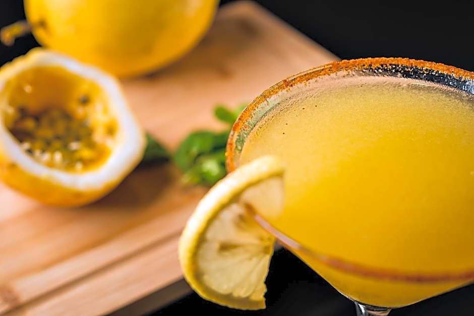 NH Curitiba The Five