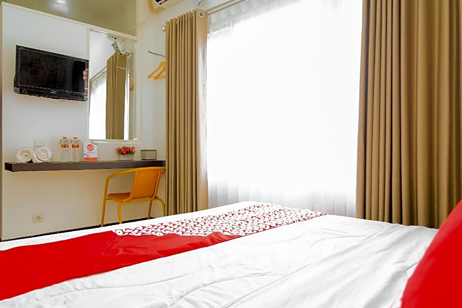 OYO 354 32 Residence