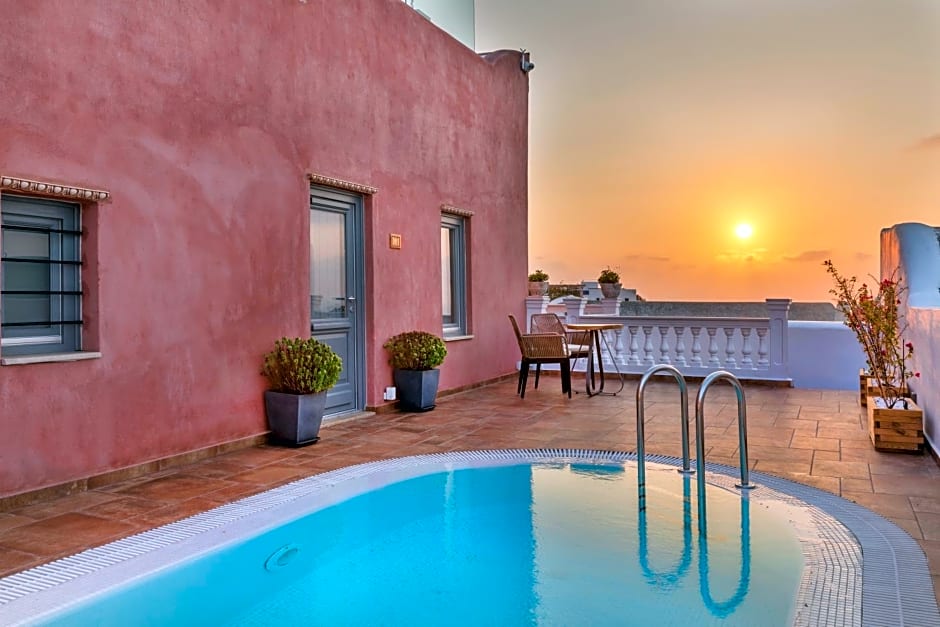 TRAMONTO SECRET VILLAS