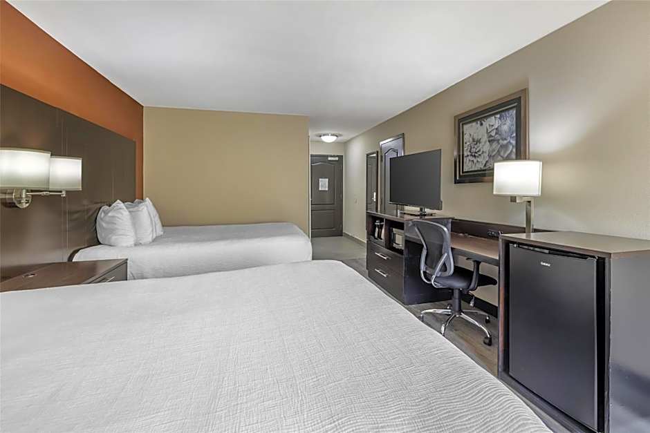 Best Western Plus Lee's Summit Hotel & Suites