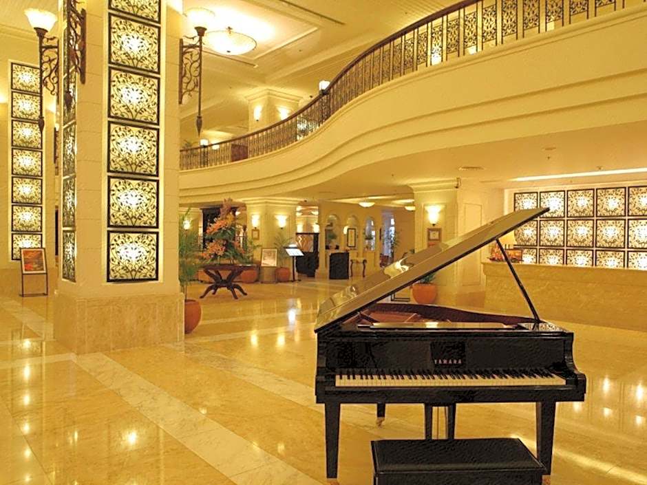 Sunrise Nha Trang Beach Hotel & Spa