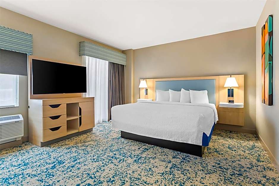 Hampton Inn By Hilton & Suites St. Petersburg/Downtown