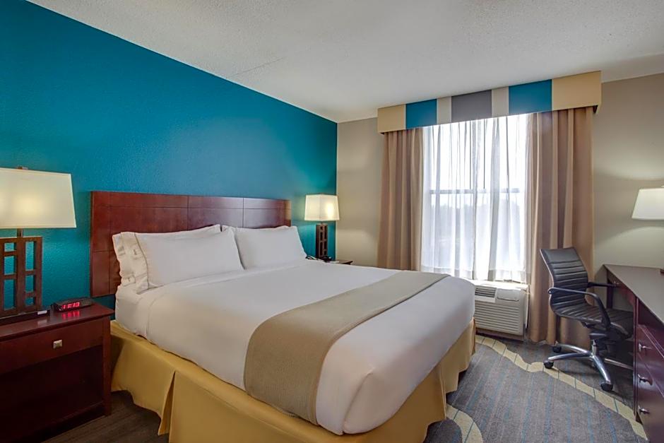 Holiday Inn Express Washington DC East- Andrews AFB By IHG