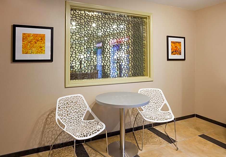 Candlewood Suites Dickinson By IHG