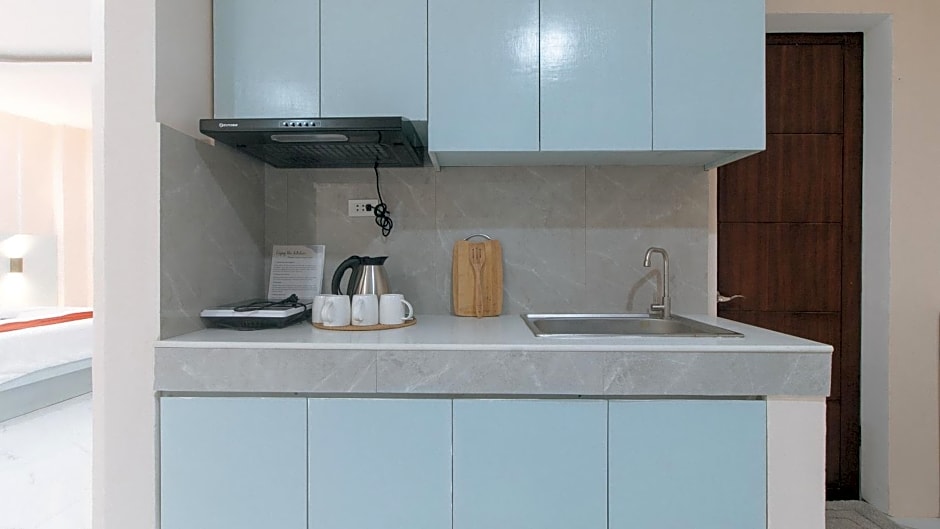 RedDoorz at Happy Stay Apartelle