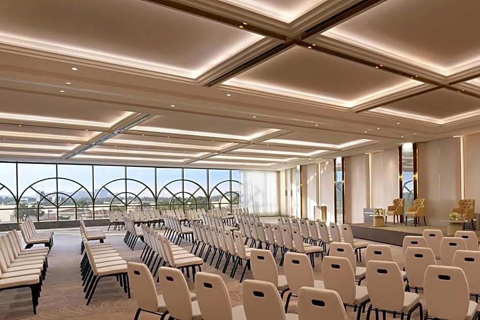 The Ritz-Carlton Abu Dhabi - Grand Canal