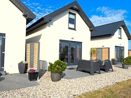 Nadmorski zakątek 2