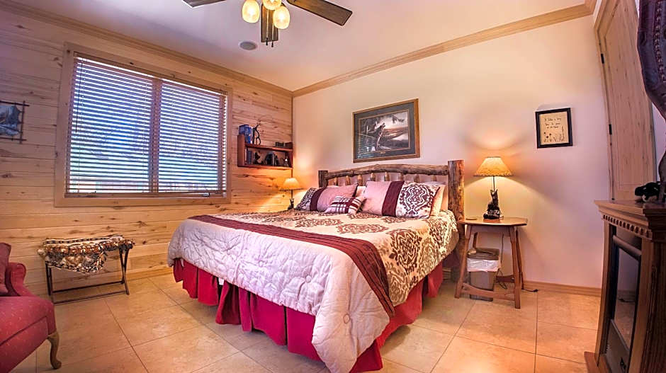 Photo 1 of 7 of 1 King Bed