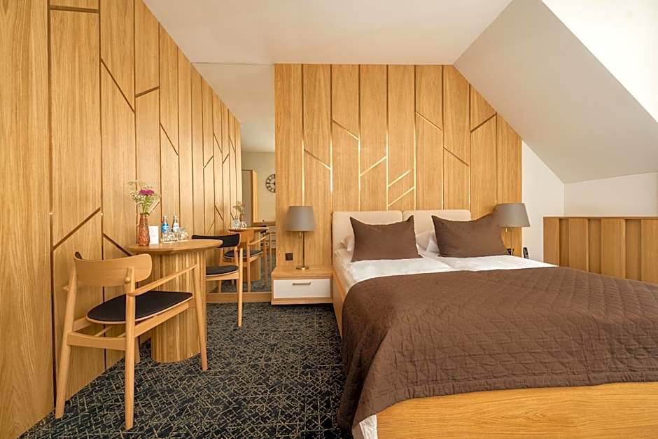 Hotel Kompleks Beskid z basenem i stokiem narciarskim - blisko Babiej Góry