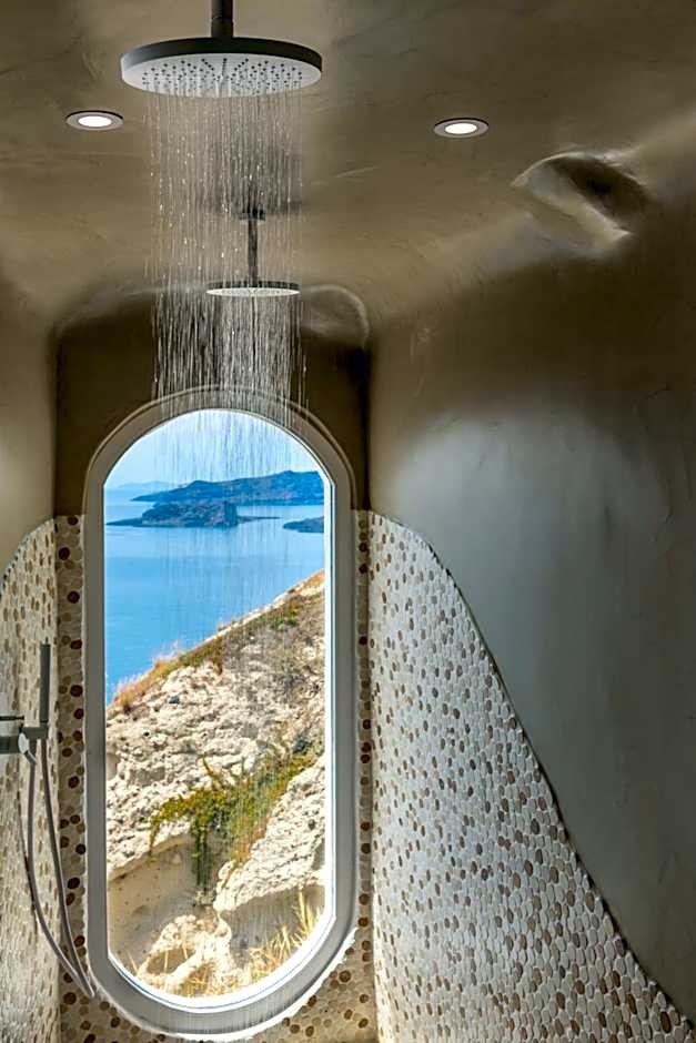 Athermi Suites - Adults Only