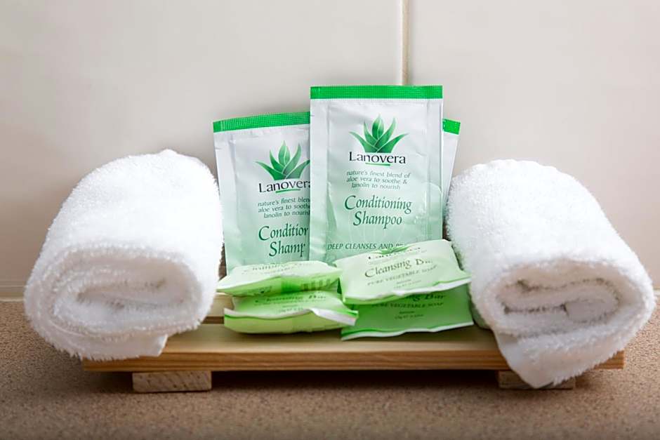 Crystal Fountain Motel