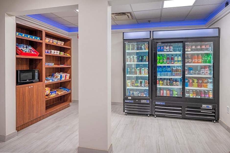 Holiday Inn Express Hotel & Suites Greenville By IHG