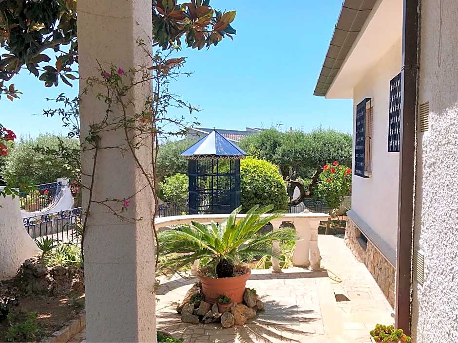 HIstoric Luxury Villa,sea view, private parking