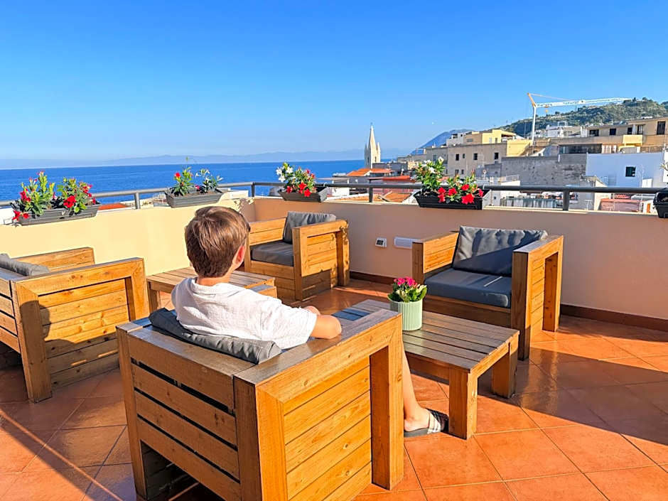 B&B Faraglione