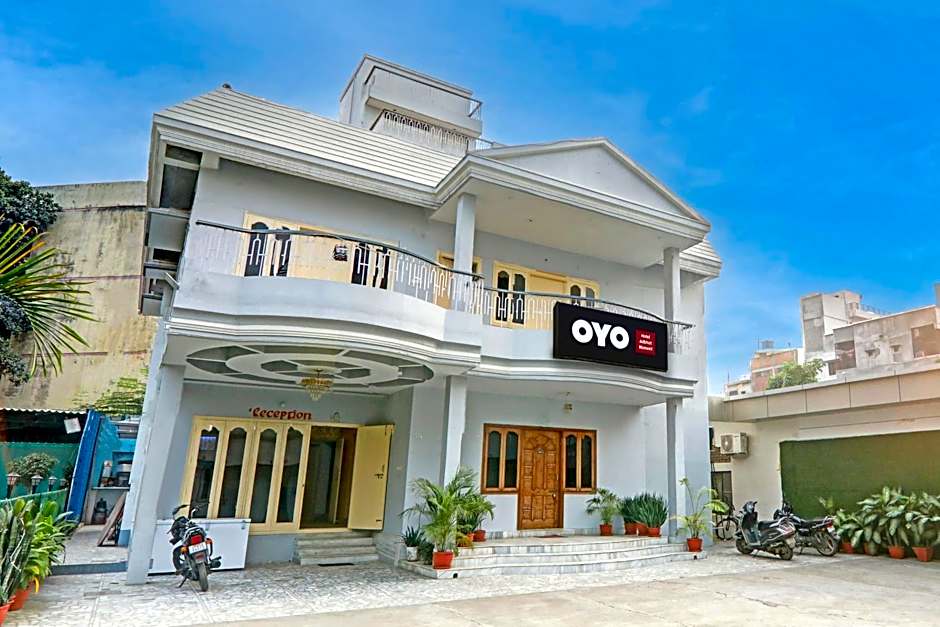 Hotel O Flagship Adbhut Moment Hotel