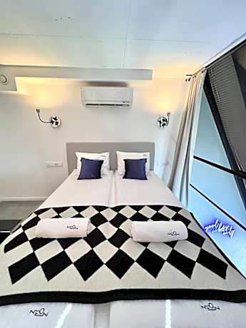 Apartment - Split Level